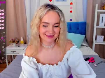 girl Sexy Cam Girls Life In A Live Sex Cam Show with lynn_sparkss