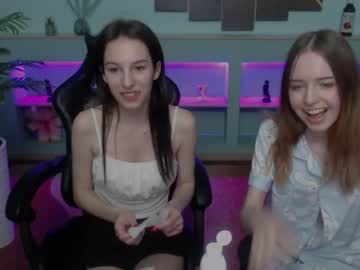 girl Sexy Cam Girls Life In A Live Sex Cam Show with c_a_cupid