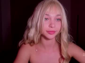 girl Sexy Cam Girls Life In A Live Sex Cam Show with cutieeeeva