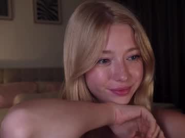 girl Sexy Cam Girls Life In A Live Sex Cam Show with infinitysoul_