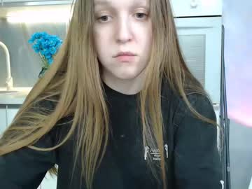 couple Sexy Cam Girls Life In A Live Sex Cam Show with badbynnys