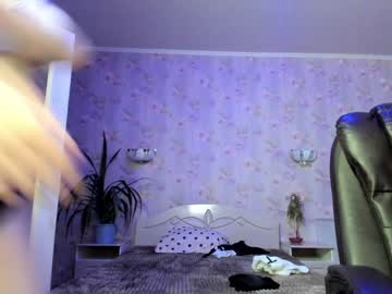 girl Sexy Cam Girls Life In A Live Sex Cam Show with malibu_lady