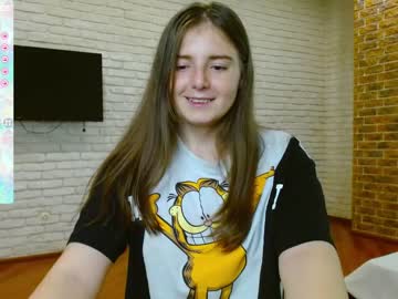 girl Sexy Cam Girls Life In A Live Sex Cam Show with reilbella