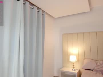 girl Sexy Cam Girls Life In A Live Sex Cam Show with brunnahart