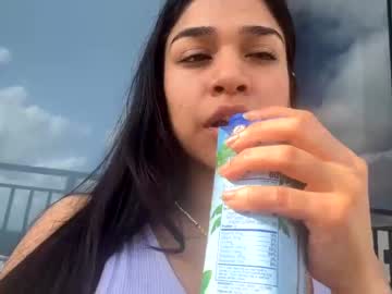 girl Sexy Cam Girls Life In A Live Sex Cam Show with mommyandfuckingdaddy
