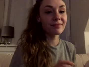 girl Sexy Cam Girls Life In A Live Sex Cam Show with lady_dagmar